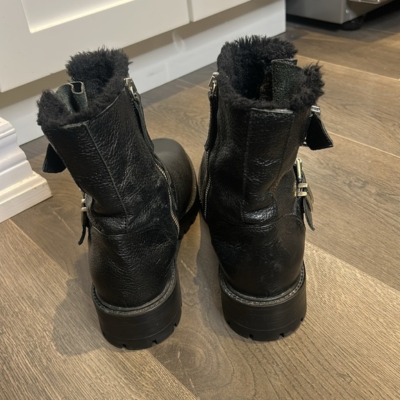Zara Leather Biker Ankle Boot Black Moto Buckle Chunky Fur Lined Size 9 - Picture 5 of 16